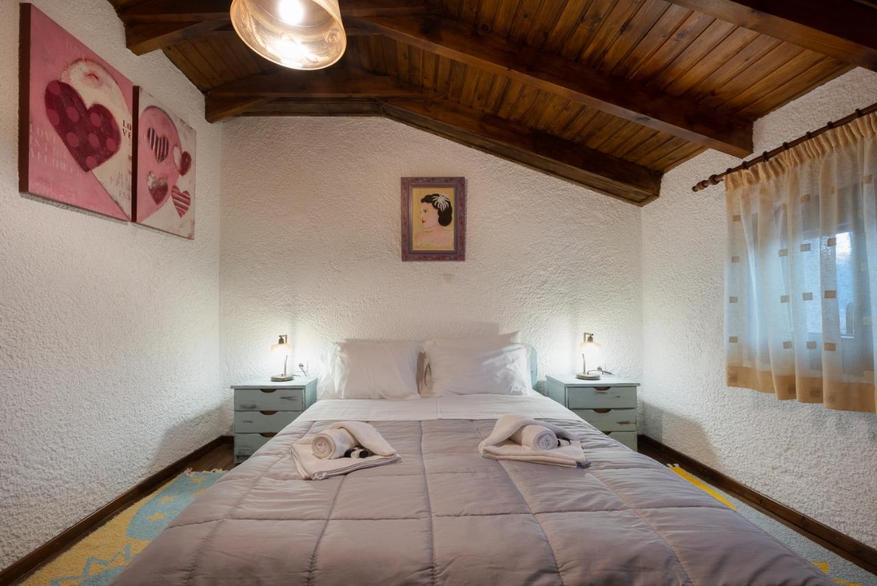 Chalet Renata 2 Livadi Arachovas Kalívia Esterno foto