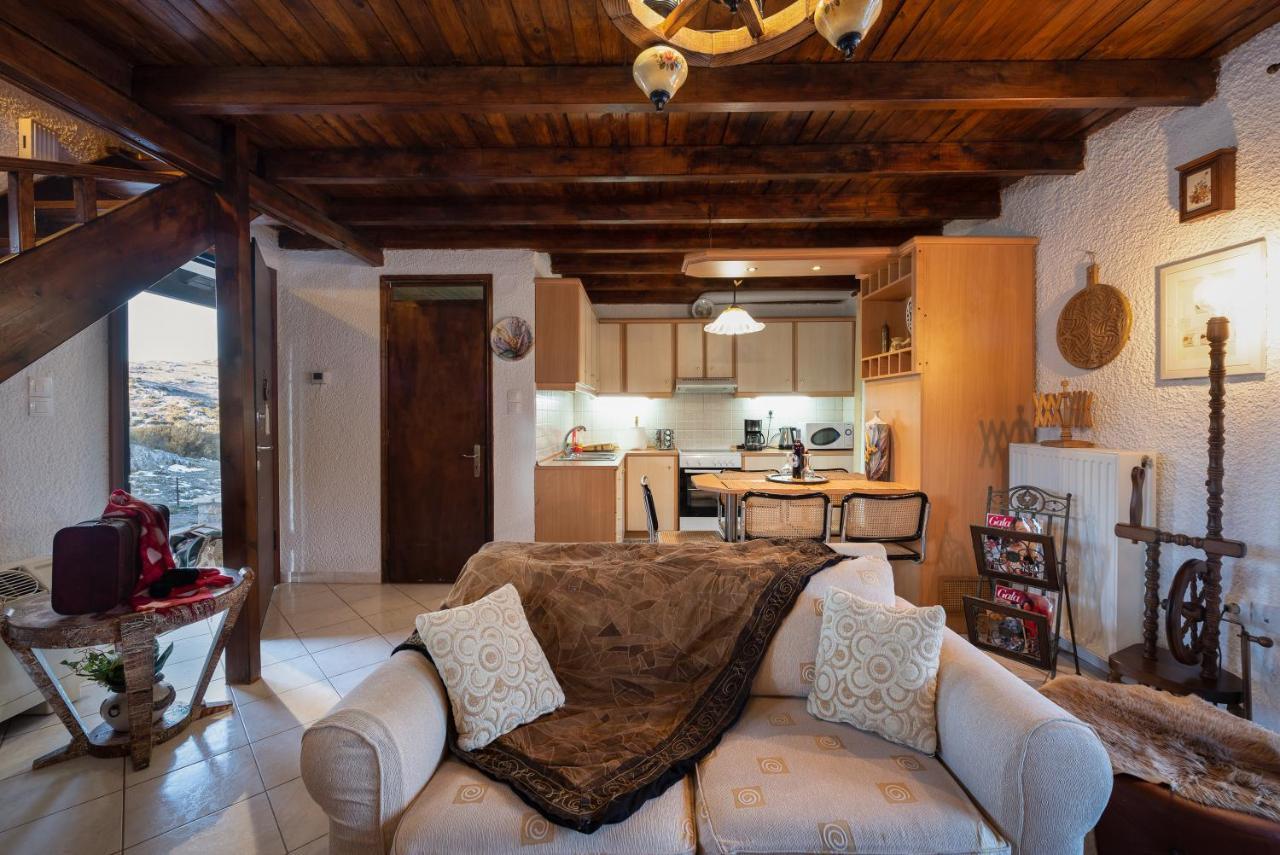 Chalet Renata 2 Livadi Arachovas Kalívia Esterno foto